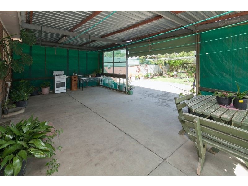 6 Holly Avenue, Dandenong North VIC 3175