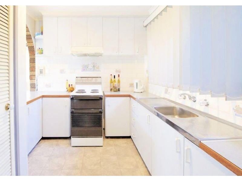 30 Vanessa Drive, Hampton Park VIC 3976