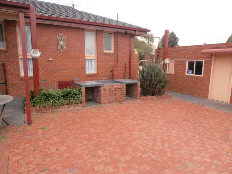 7 Searle Court, Dandenong North VIC 3175