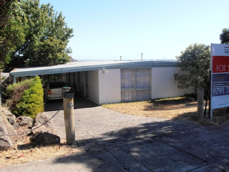 68 Heatherton Road, Endeavour Hills VIC 3802