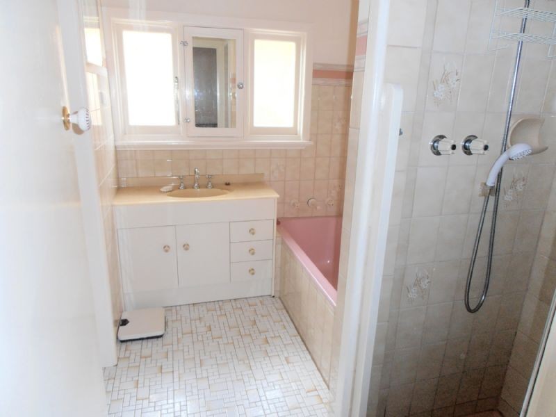 17 Grace Avenue, Dandenong VIC 3175