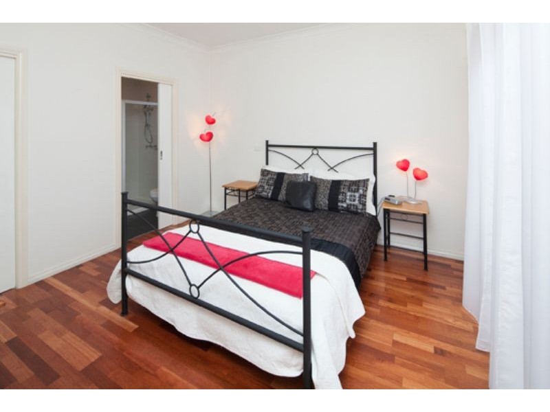 2/13 Masters Street, Dandenong VIC 3175