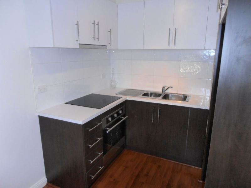 2/24 Rodd Street, Dandenong VIC 3175