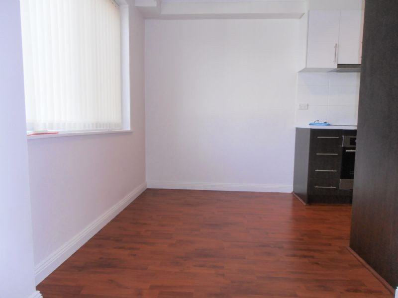 2/24 Rodd Street, Dandenong VIC 3175