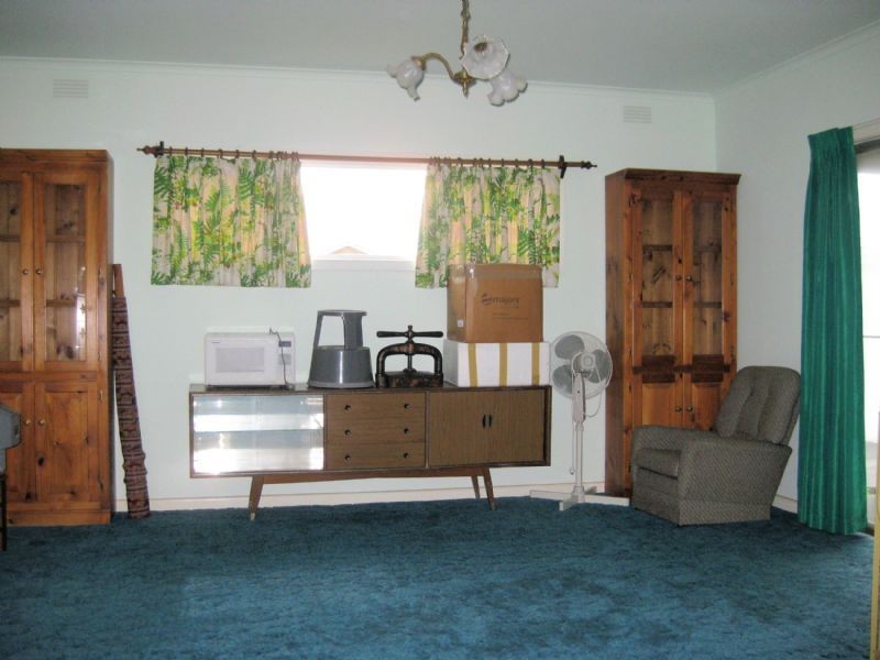 40 Stuart Street, Noble Park VIC 3174