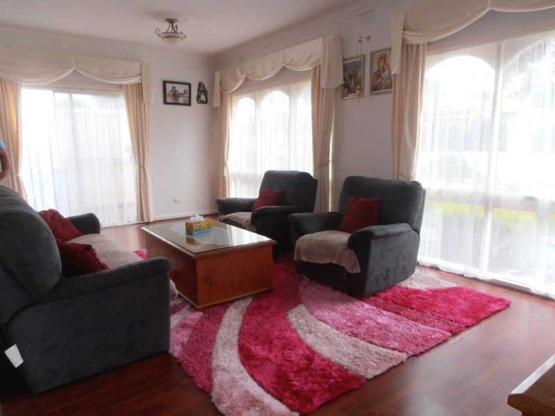 1/10 Regency Street, Dandenong North VIC 3175