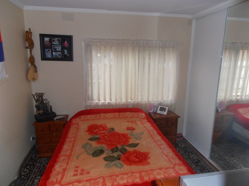 1/10 Regency Street, Dandenong North VIC 3175