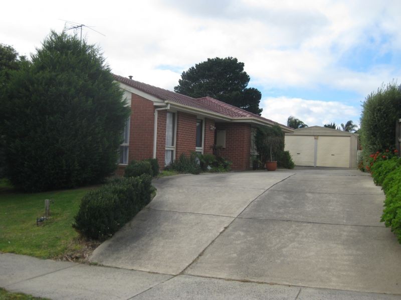 58 Scotsburn Way, Endeavour Hills VIC 3802