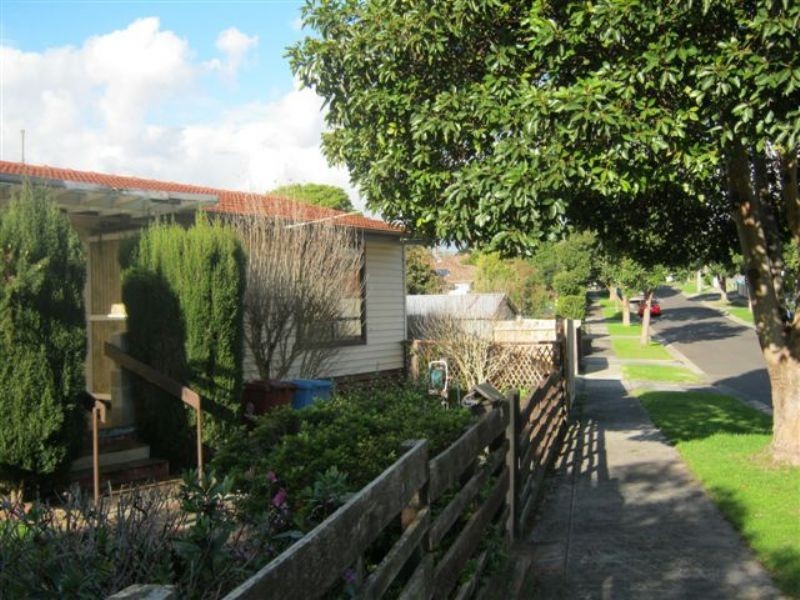 19 Barbara Avenue, Dandenong North VIC 3175