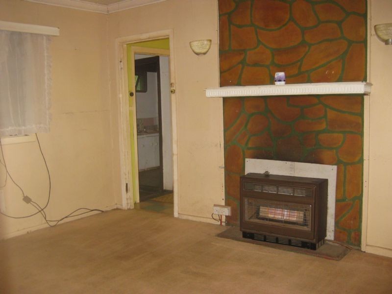 7 Neville Street, Cockatoo VIC 3781