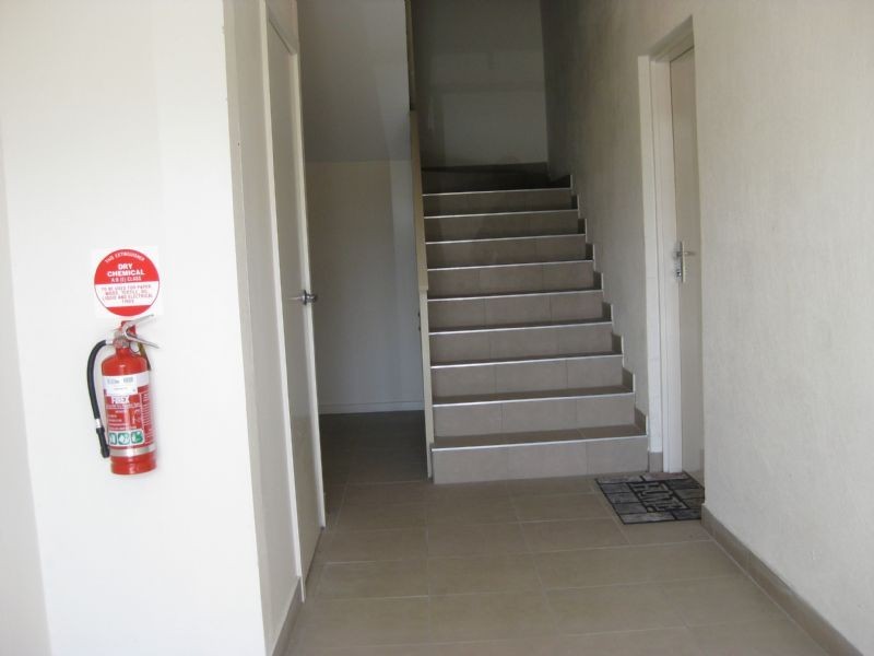 2/17 Stanley Street, Dandenong VIC 3175