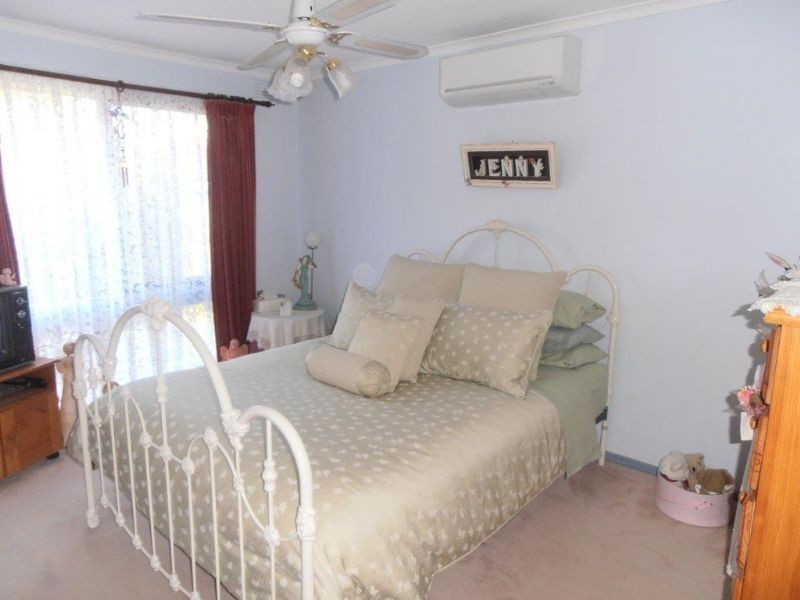 2/50 Doveton Avenue, Eumemmerring VIC 3177