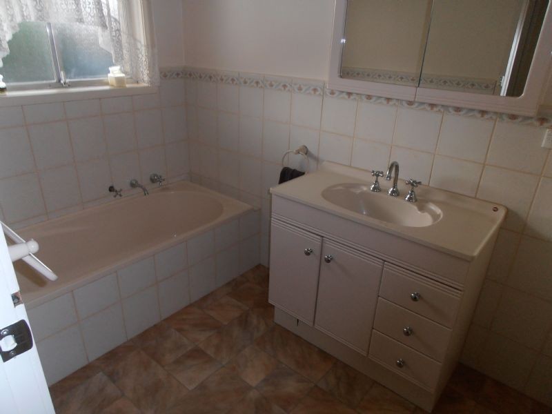 34 Holly Avenue, Dandenong North VIC 3175