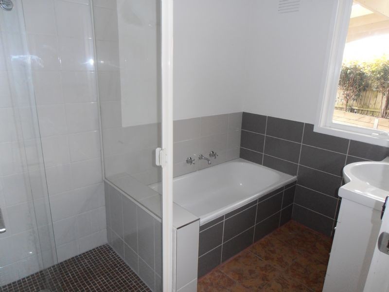 22 David Collins Drive, Endeavour Hills VIC 3802