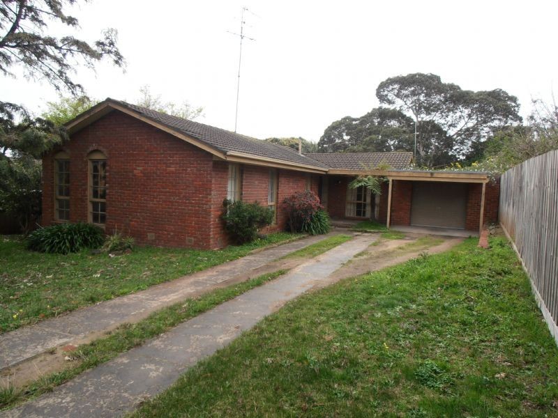 4 Rearden Close, Endeavour Hills VIC 3802