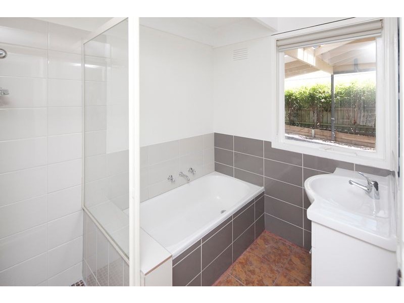 22 David Collins Drive, Endeavour Hills VIC 3802
