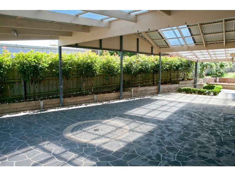 22 David Collins Drive, Endeavour Hills VIC 3802