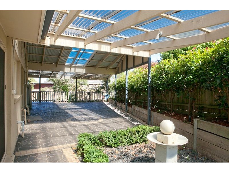 22 David Collins Drive, Endeavour Hills VIC 3802