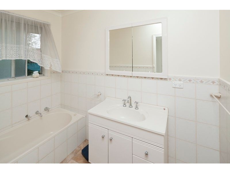 34 Holly Avenue, Dandenong North VIC 3175