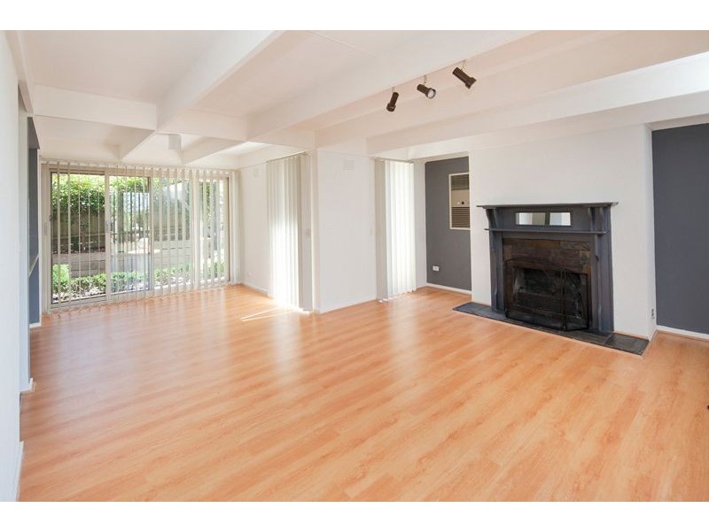 22 David Collins Drive, Endeavour Hills VIC 3802