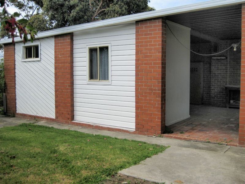 7 Sarona Street, Dandenong VIC 3175