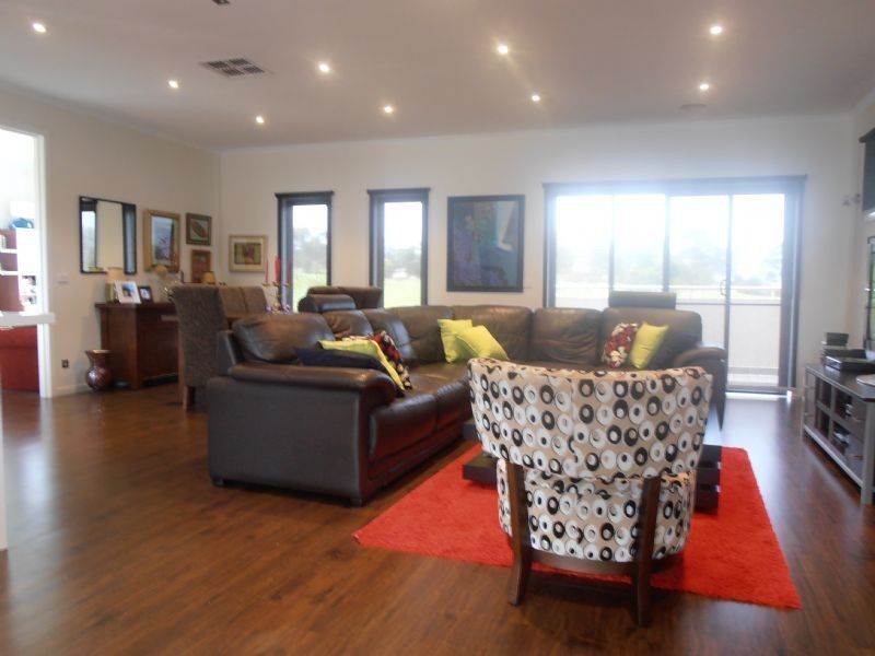 1 Ford Court, Noble Park North VIC 3174