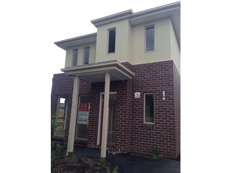 5/65 Blaxland Drive, Dandenong North VIC 3175