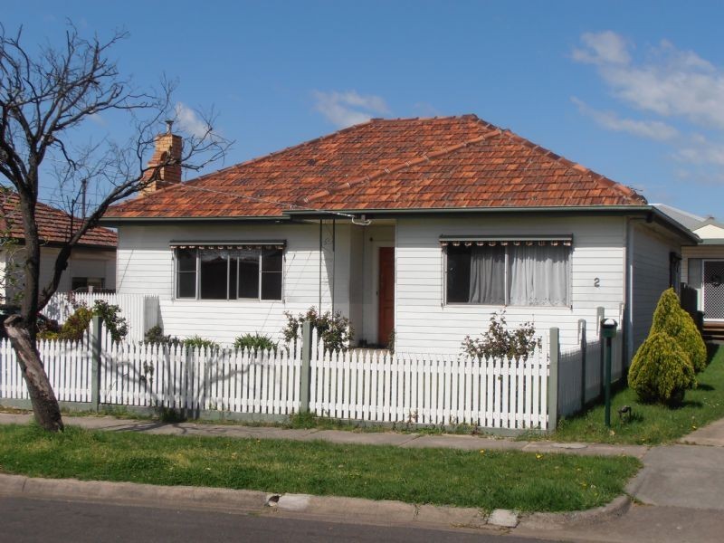 1 & 2/2 Bedwell Avenue, Dandenong VIC 3175