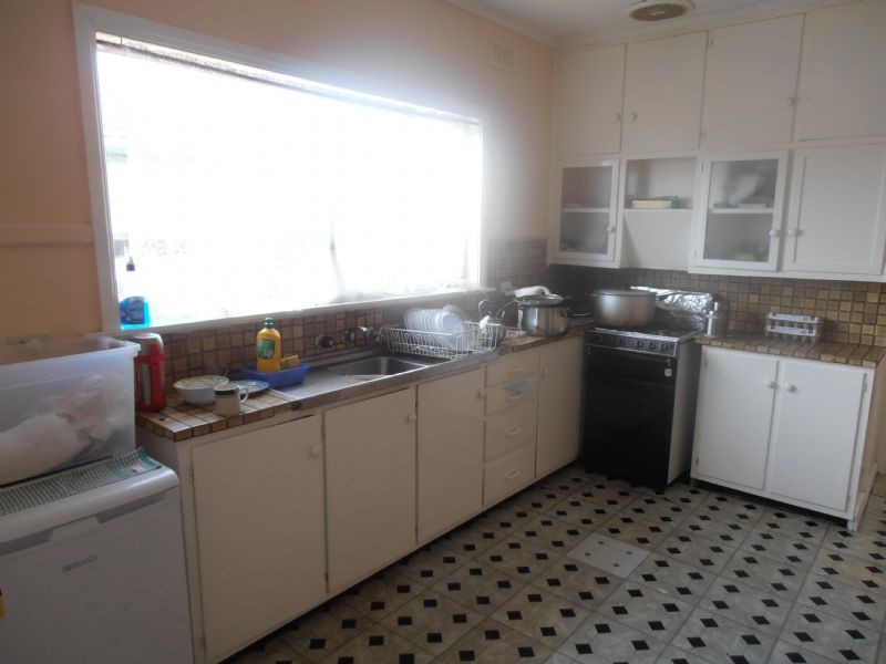 1 & 2/2 Bedwell Avenue, Dandenong VIC 3175