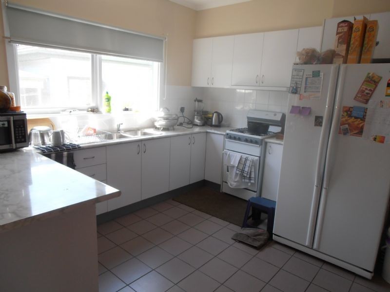 1 & 2/2 Bedwell Avenue, Dandenong VIC 3175