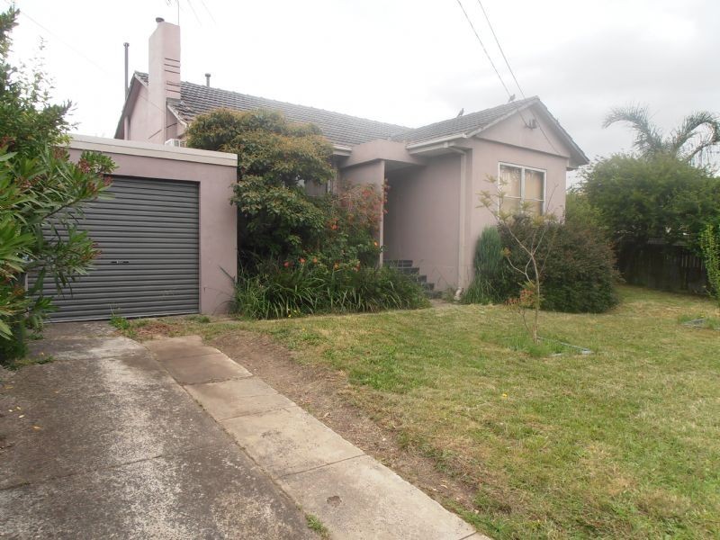 1 Cedar Street, Doveton VIC 3177