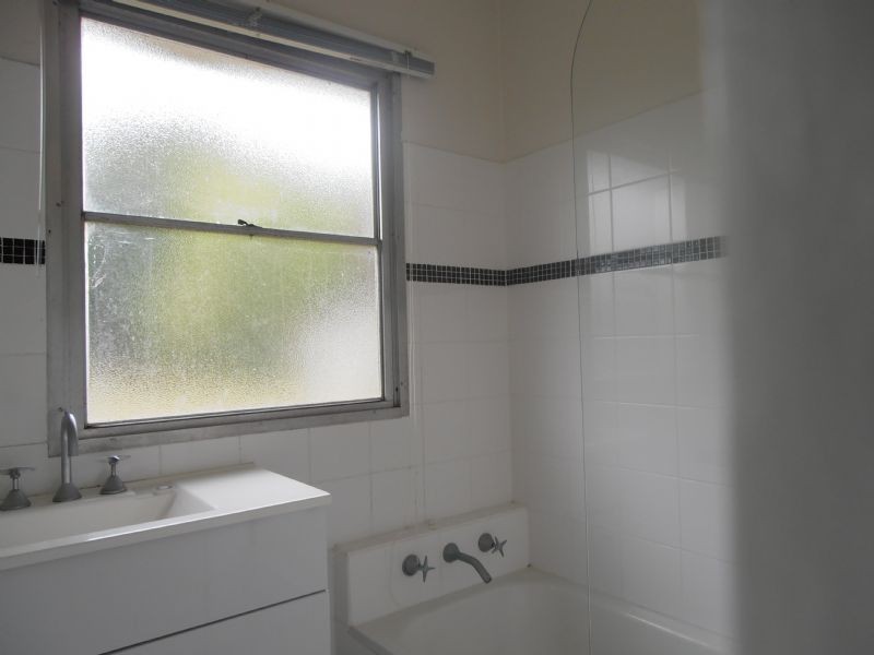 1 Cedar Street, Doveton VIC 3177