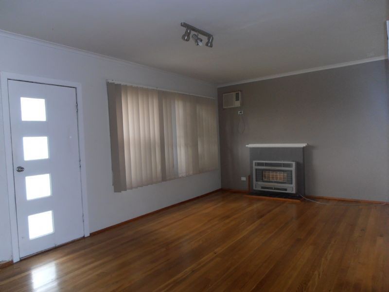 1 Cedar Street, Doveton VIC 3177