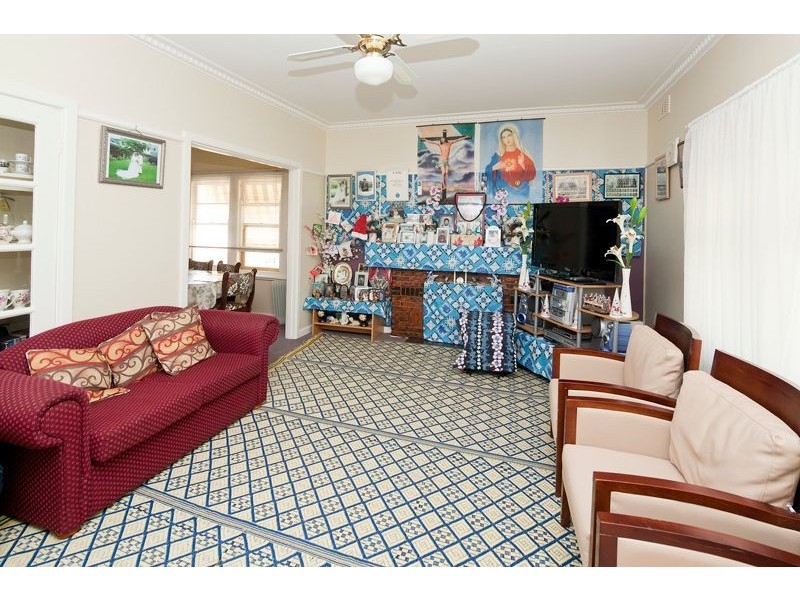 72 King Street, Dandenong VIC 3175