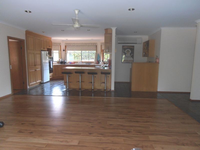1/61-63 Gunns Road, Hallam VIC 3803