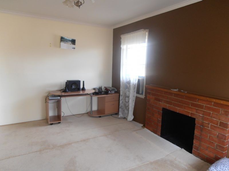 42 Waratah Drive, Doveton VIC 3177