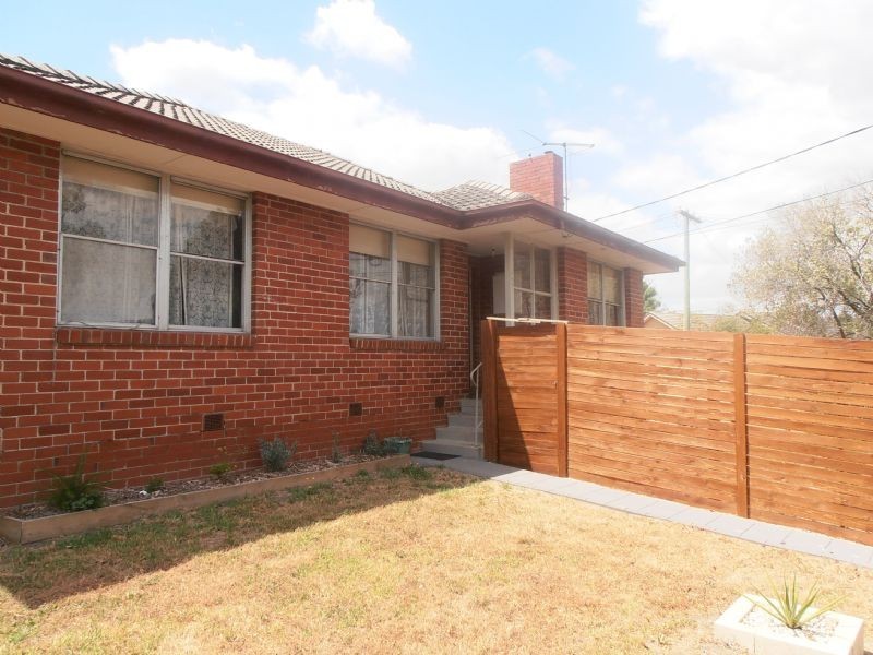 42 Waratah Drive, Doveton VIC 3177