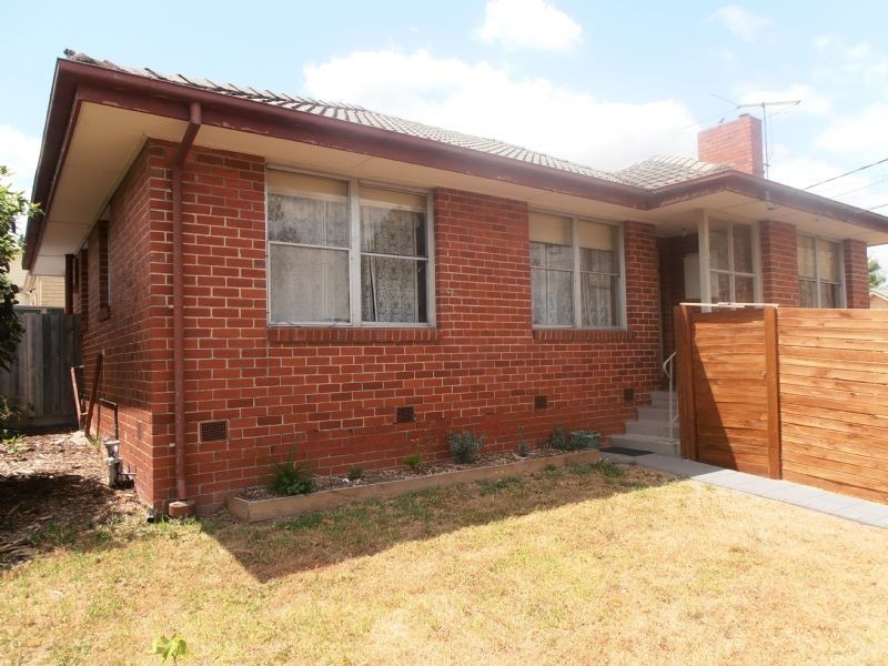 42 Waratah Drive, Doveton VIC 3177