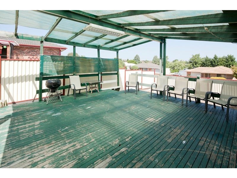 14 Peebles Street, Endeavour Hills VIC 3802