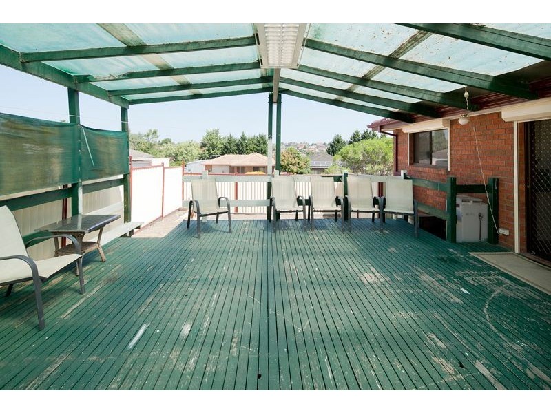 14 Peebles Street, Endeavour Hills VIC 3802