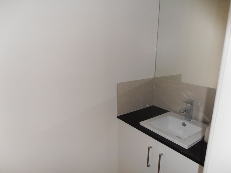 4/2-4 Edinburgh Drive, Beaconsfield VIC 3807