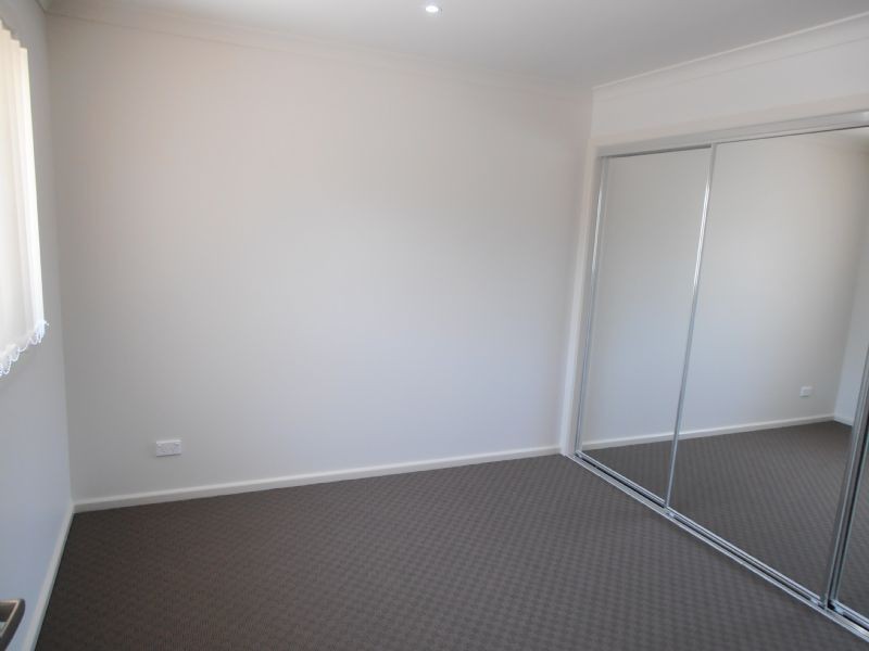 6/2-4 Edinburgh Drive, Beaconsfield VIC 3807