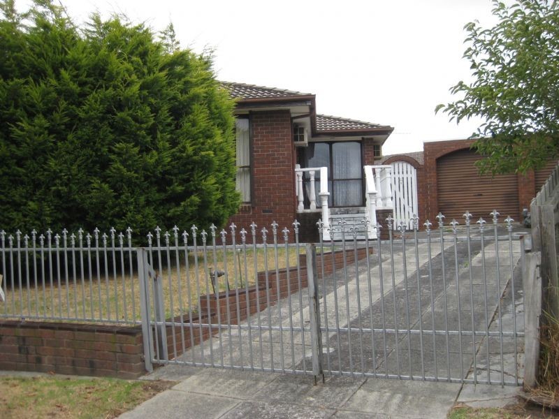18 Bonita Court, Dandenong North VIC 3175