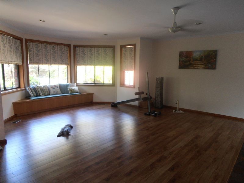 1/61-63 Gunns Road, Hallam VIC 3803