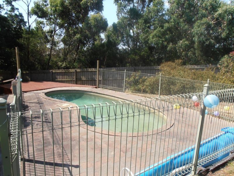 1/61-63 Gunns Road, Hallam VIC 3803