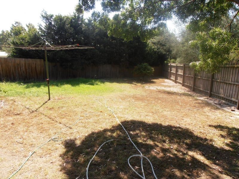 1/61-63 Gunns Road, Hallam VIC 3803