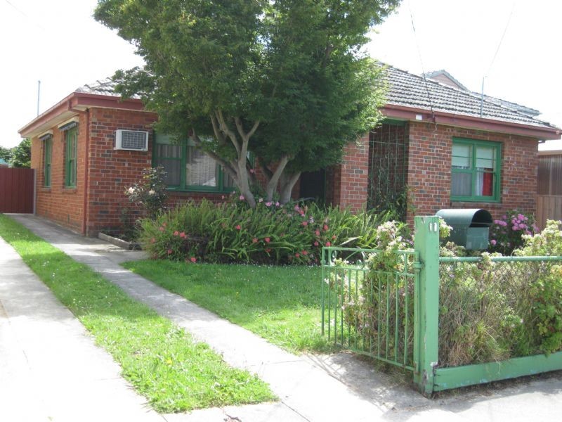 11 McFarlane Crescent, Dandenong VIC 3175