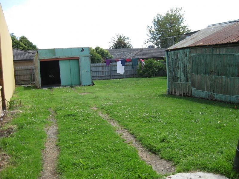 11 McFarlane Crescent, Dandenong VIC 3175