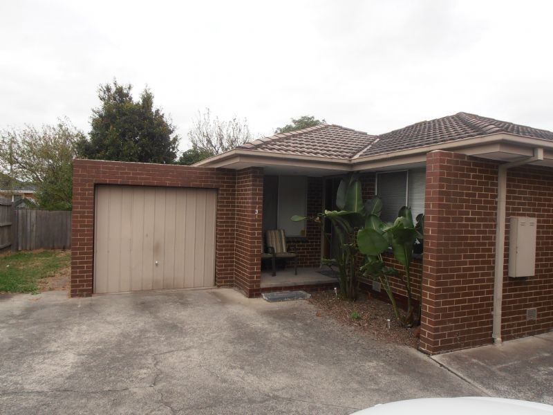 1/2 Horatio Street, Noble Park VIC 3174