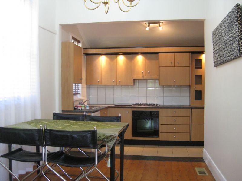 1/17 King George Parade, Dandenong VIC 3175